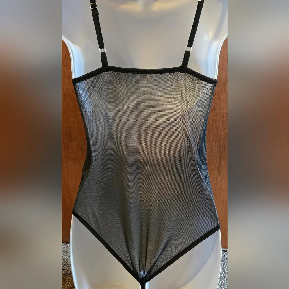 Free People Floral Embroidered Black Bodysuit SzXL/M - Picture 5 of 7